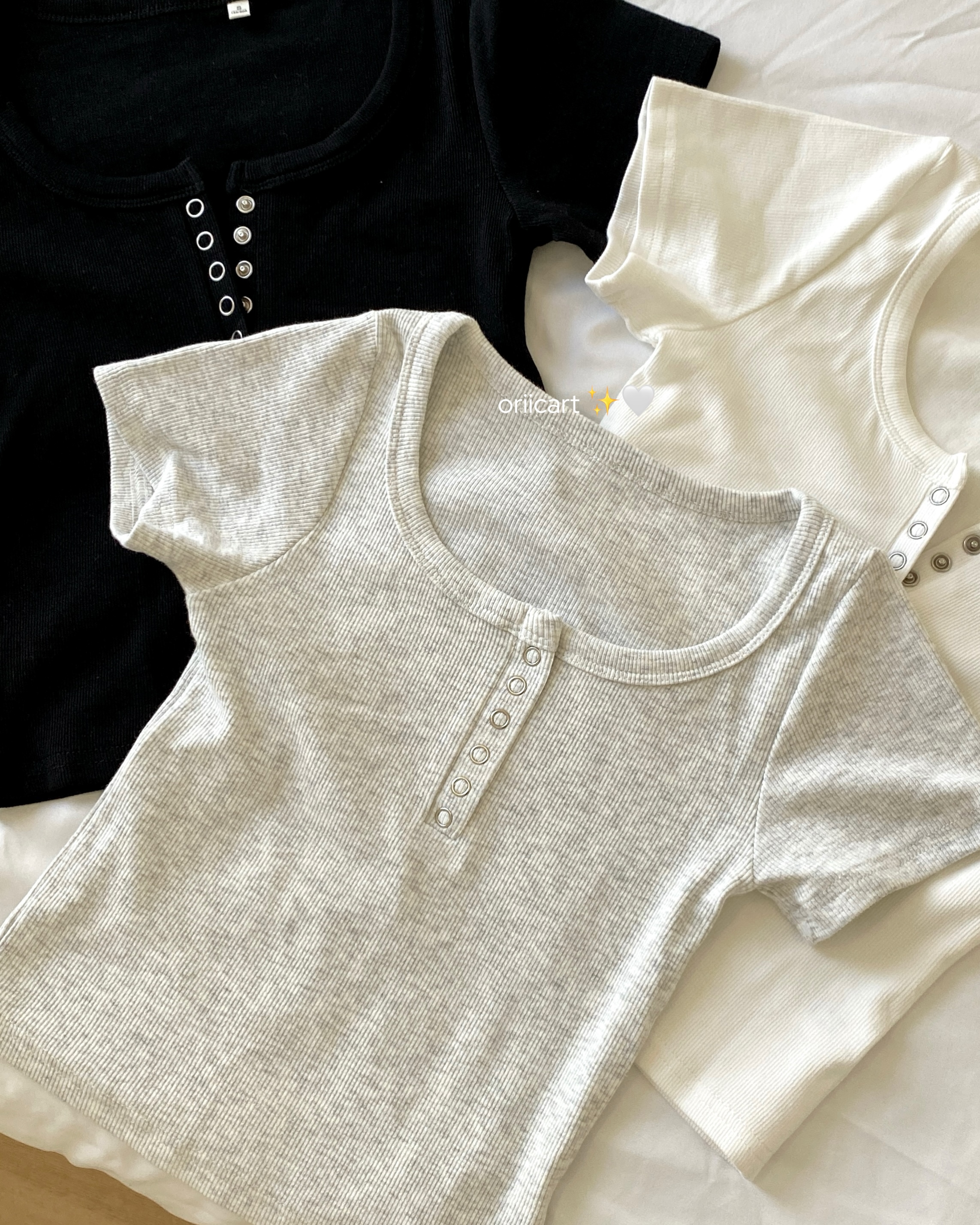 Round Neck Buttoned Crop Top