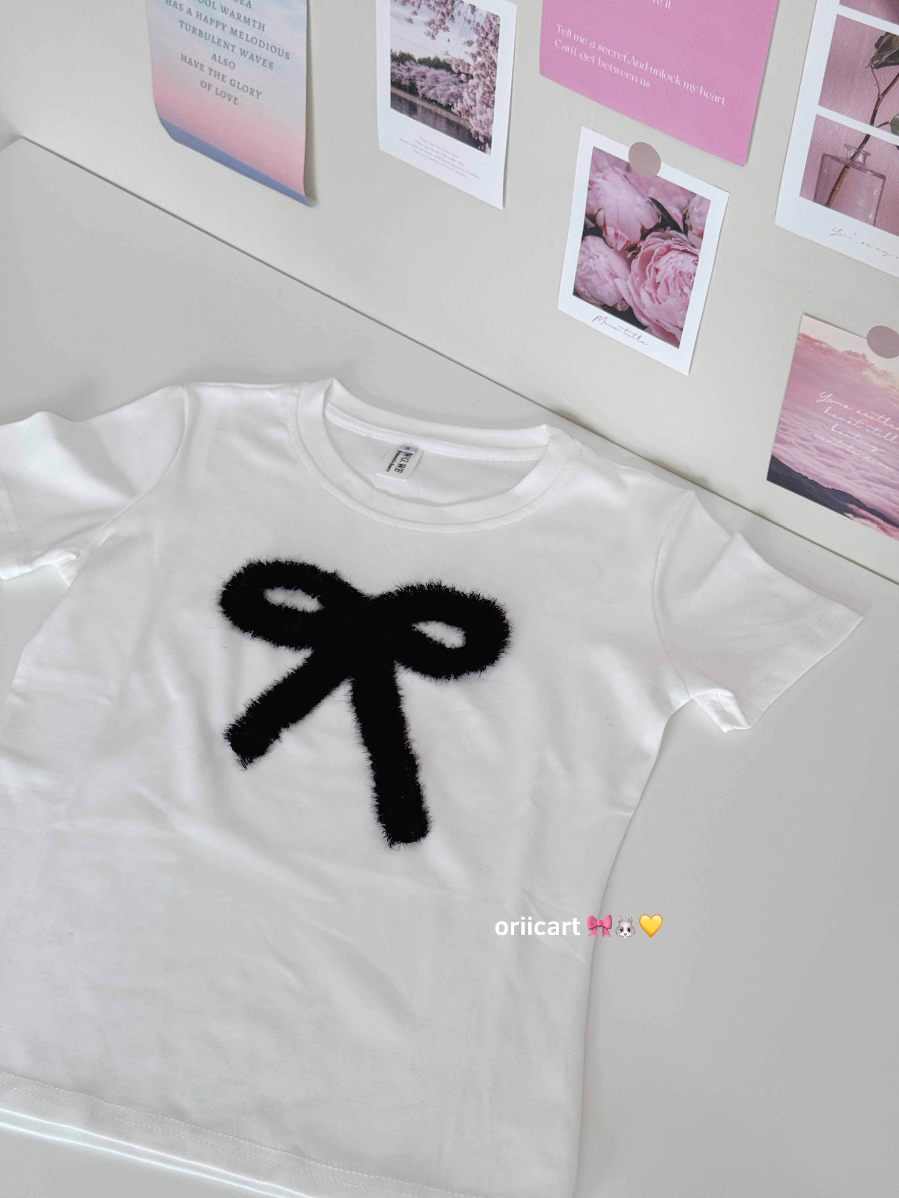 Cute Round Neck Black Bow Top